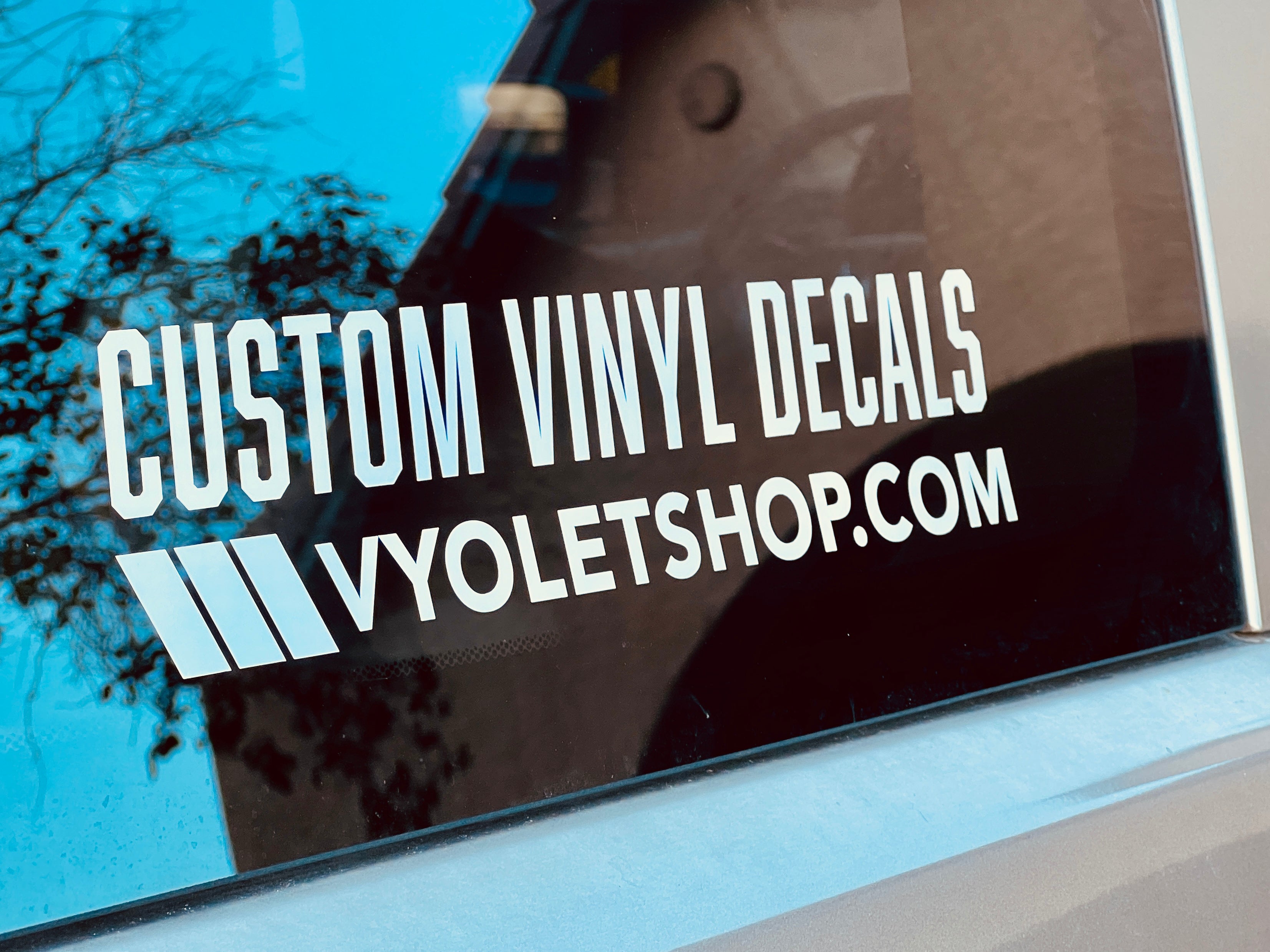 How To Apply a Vinyl Decal – VyoletShop